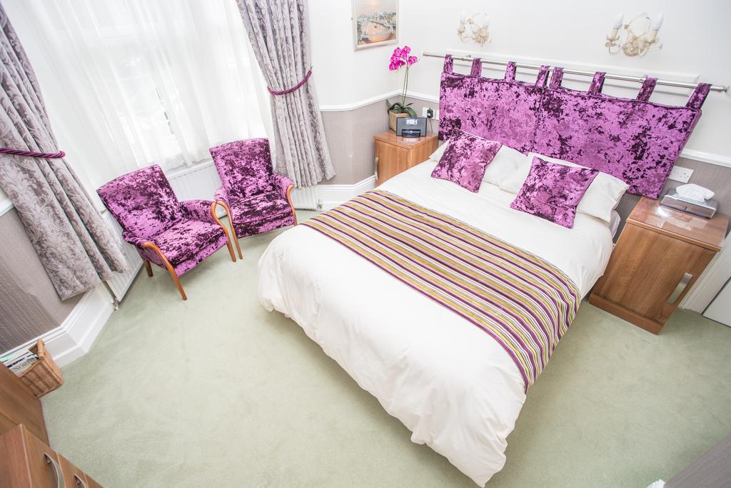 Park Lodge Guest House Whitley Bay Bagian luar foto