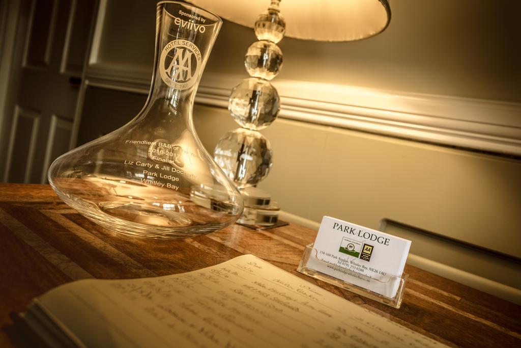 Park Lodge Guest House Whitley Bay Bagian luar foto